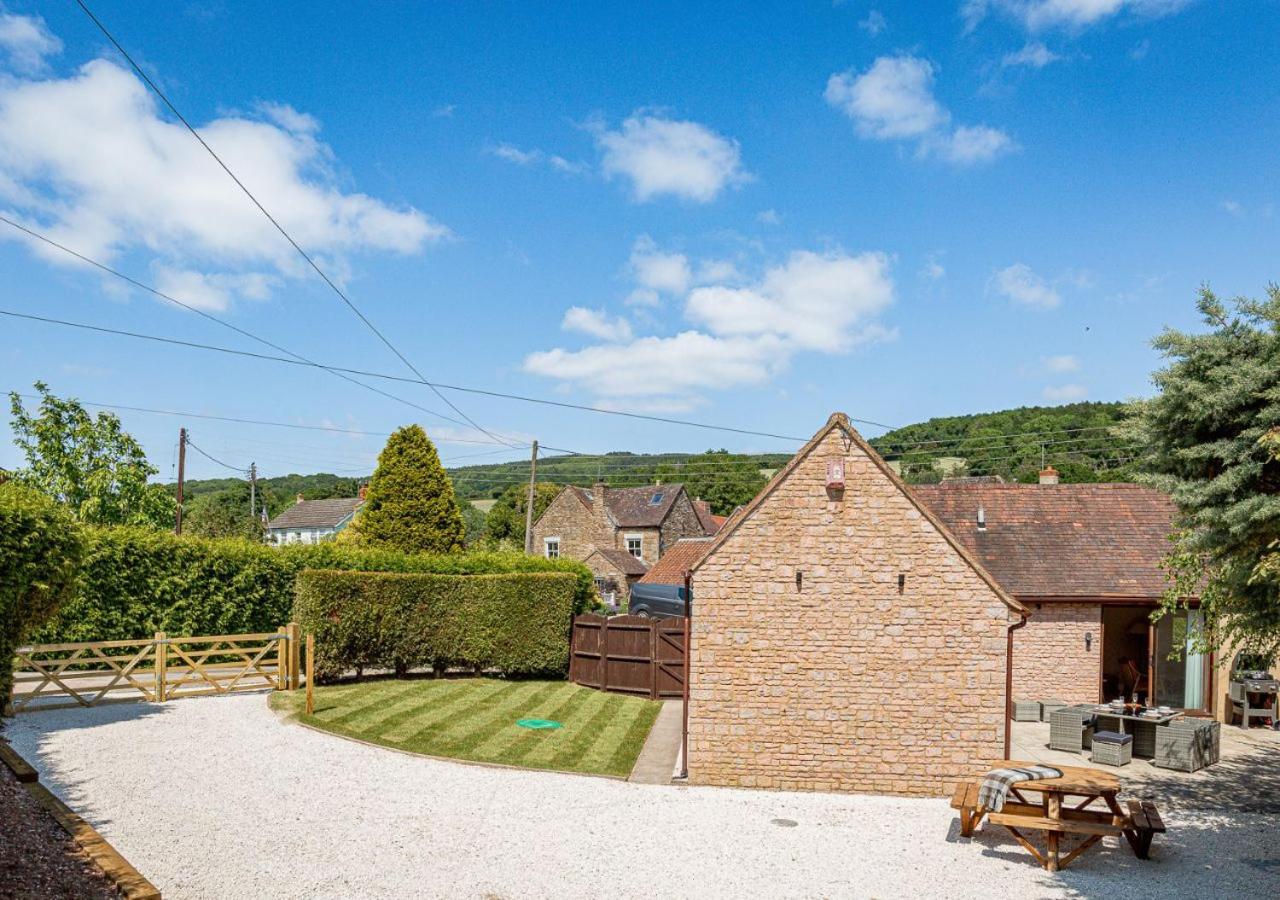 The Barn In Longhope - Luxury Barn Conversion Exteriér fotografie