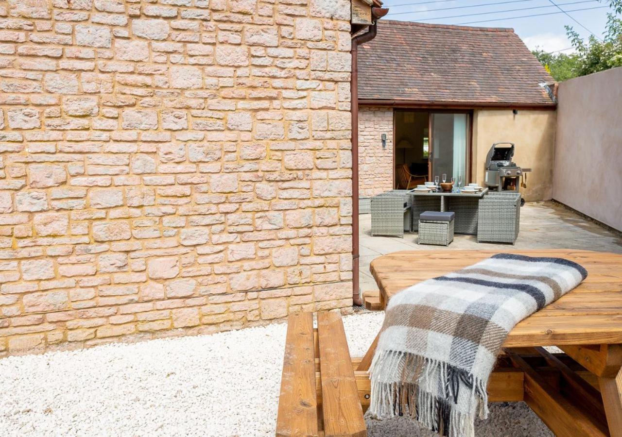 The Barn In Longhope - Luxury Barn Conversion Exteriér fotografie